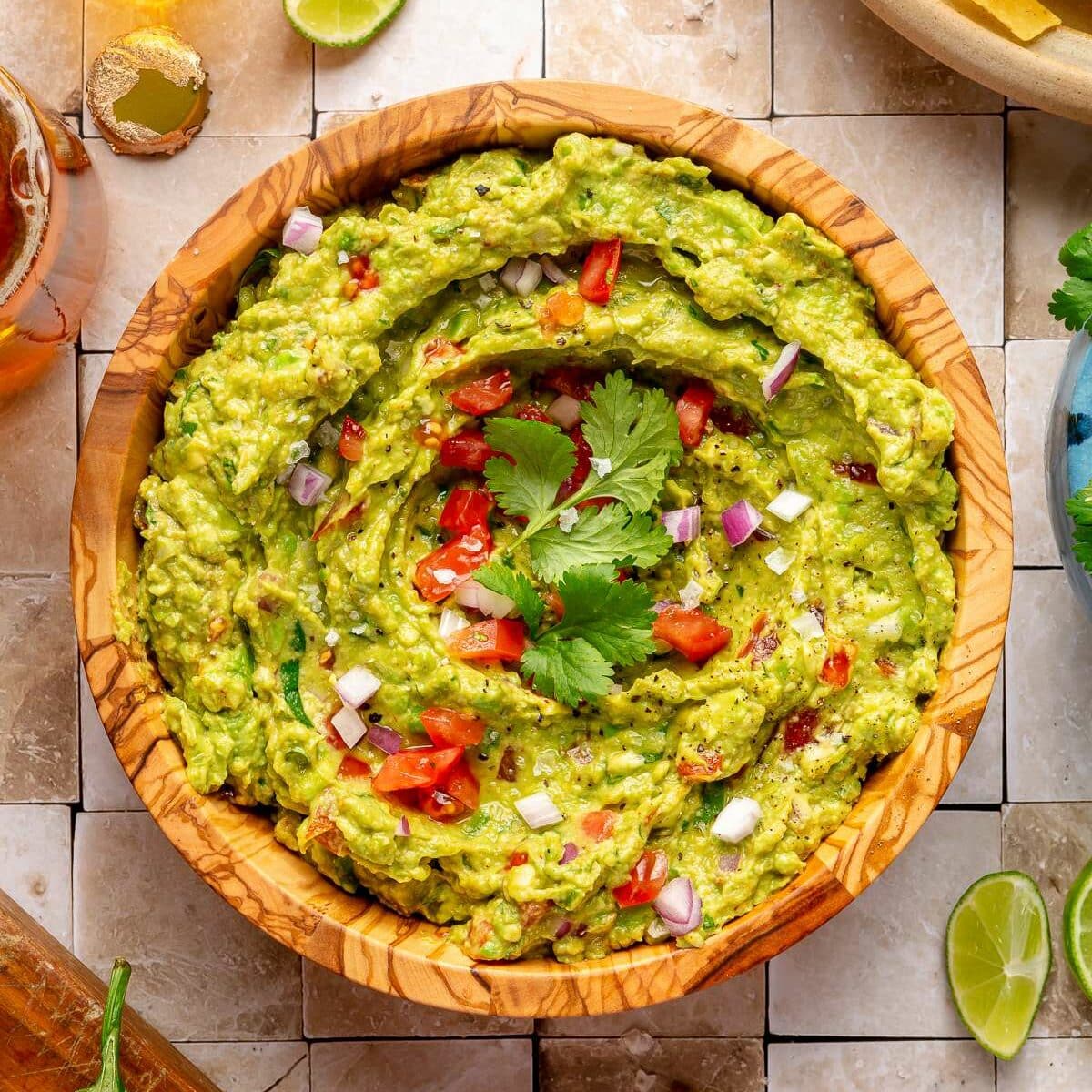 Homemade Guacamole Recipe - Kim's Cravings