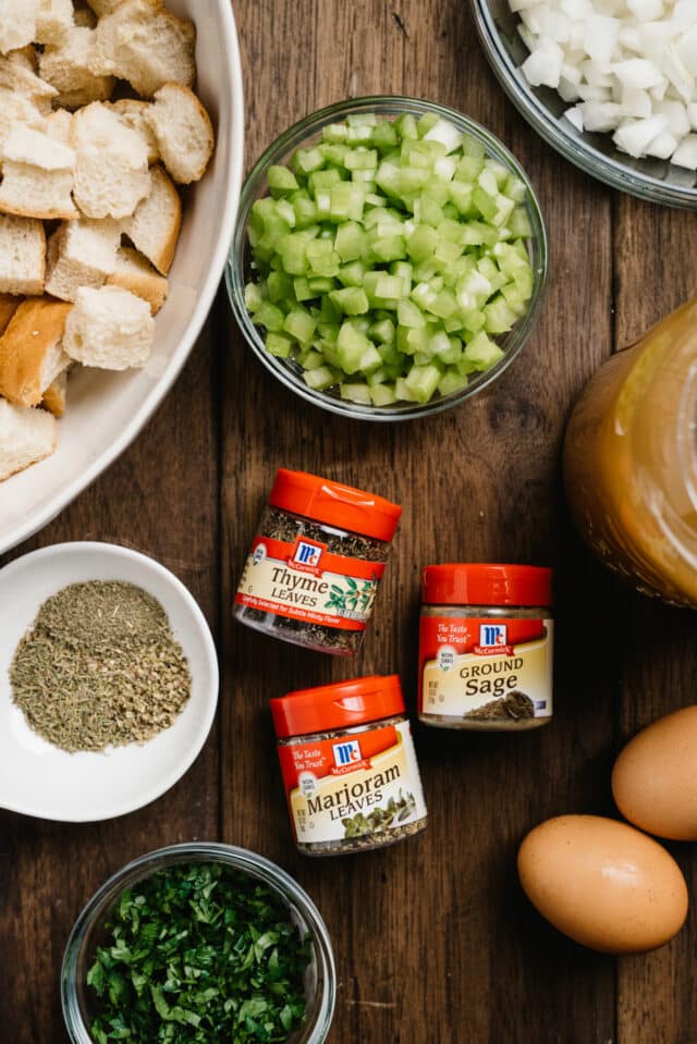 spices and ingredients for turkey dressing 