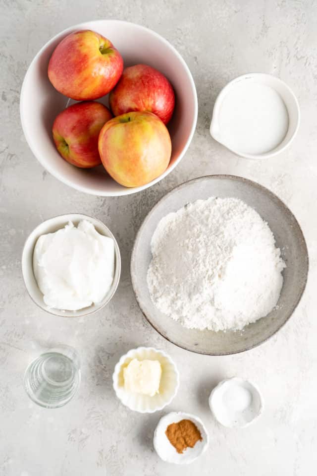 apple pie ingredients in small bowls